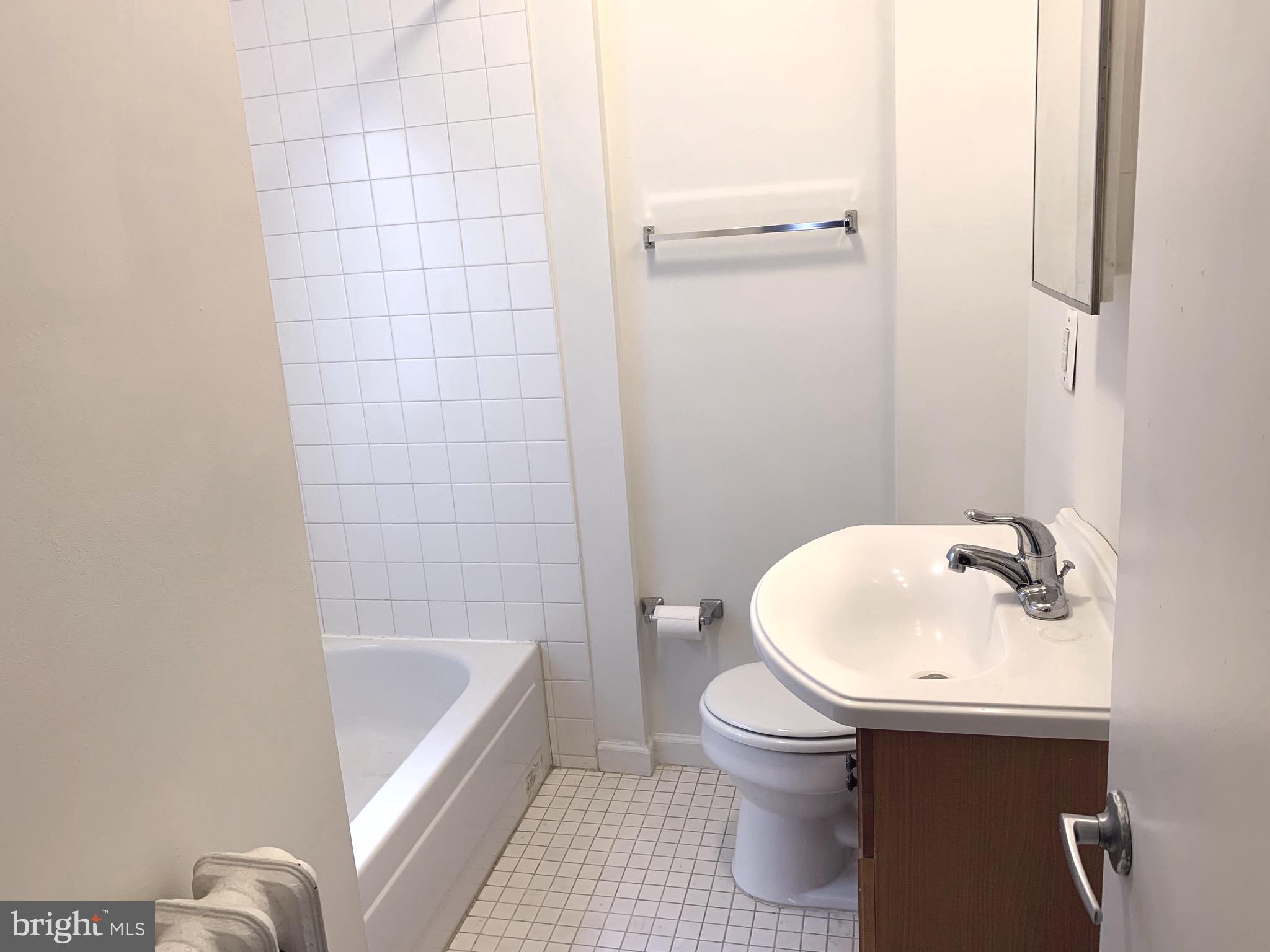 332-34 S 17TH STREET 1 A