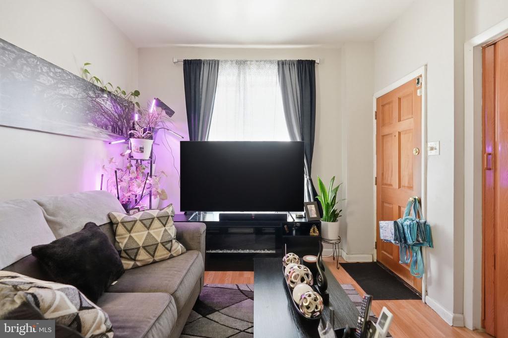 7529 FORREST AVENUE 31