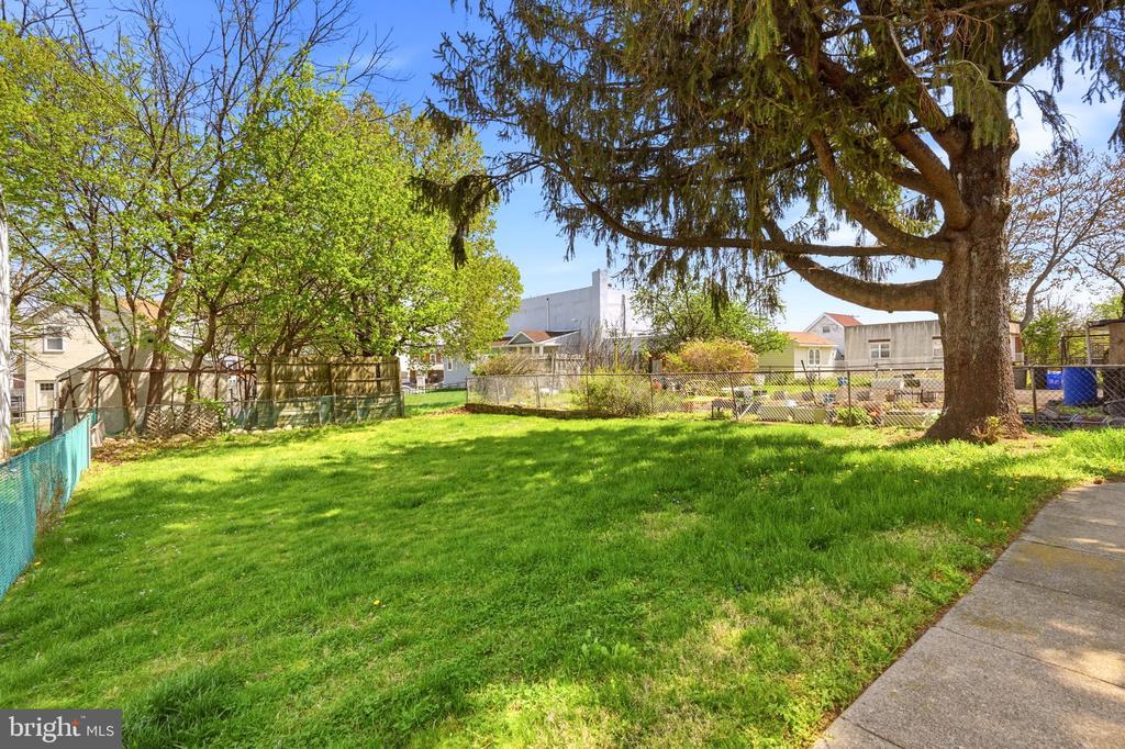 7529 FORREST AVENUE 31