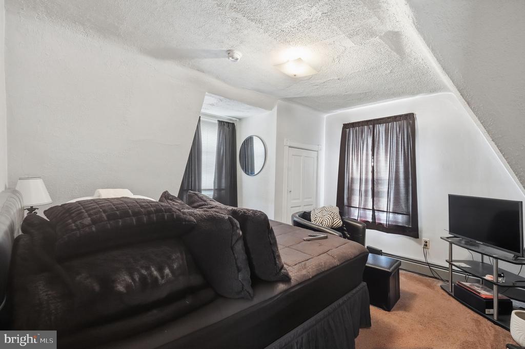 7529 FORREST AVENUE 31