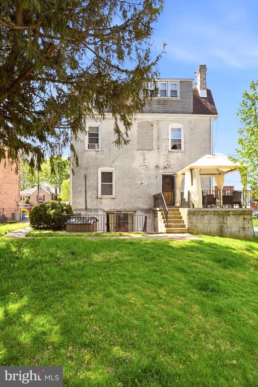 7529 FORREST AVENUE 31
