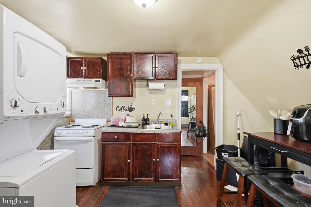 7529 FORREST AVENUE 31