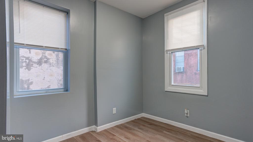 2010 S CHADWICK STREET