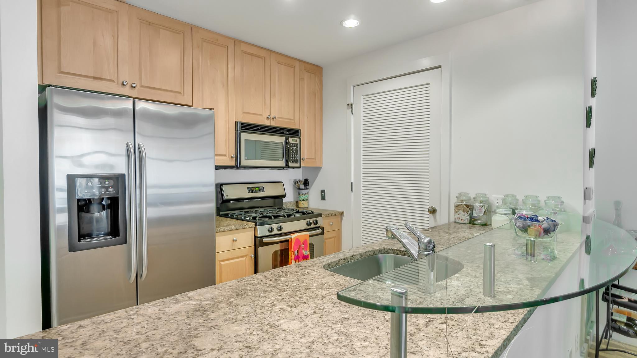 317 VINE STREET 109