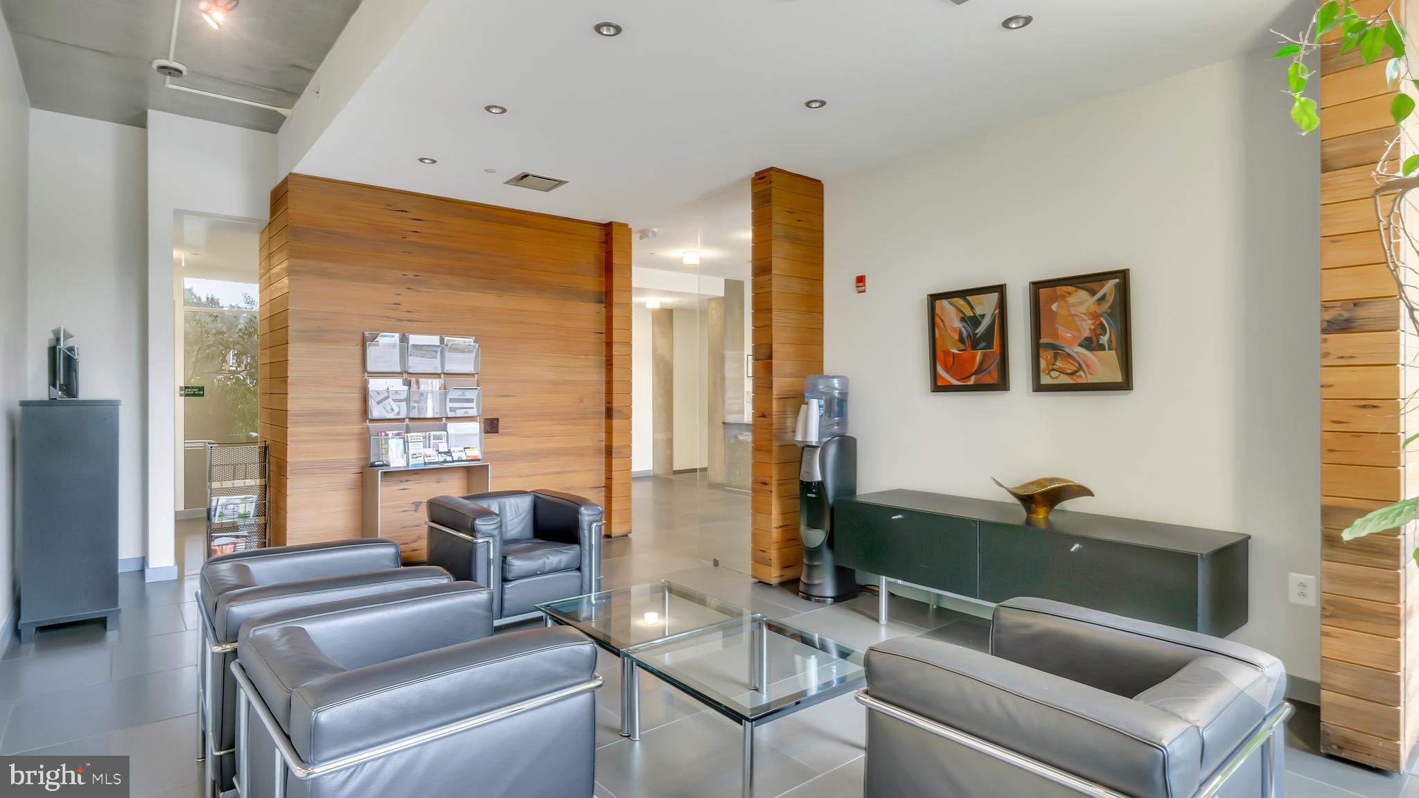 317 VINE STREET 109