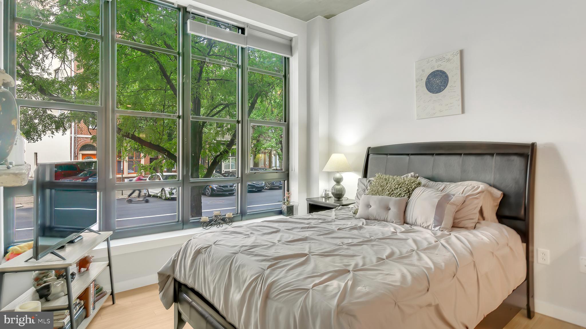 317 VINE STREET 109