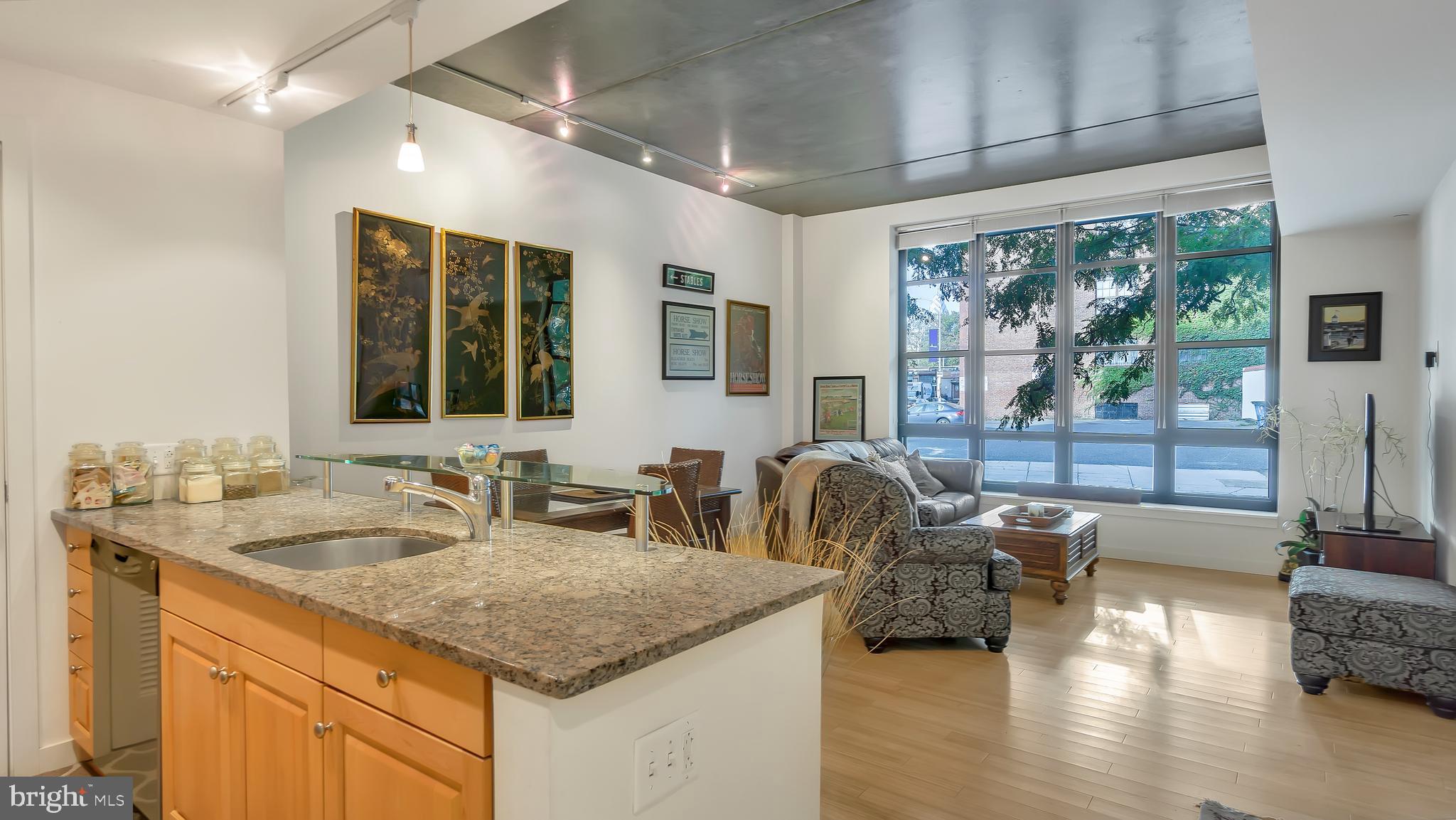 317 VINE STREET 109