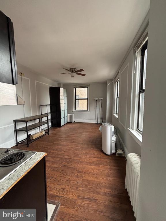 1324 LOCUST STREET 00 727