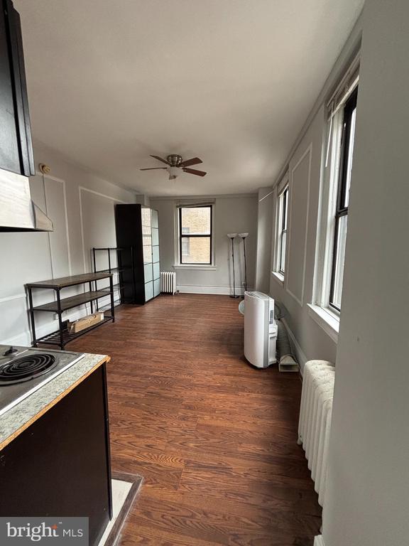 1324 LOCUST STREET 00 727