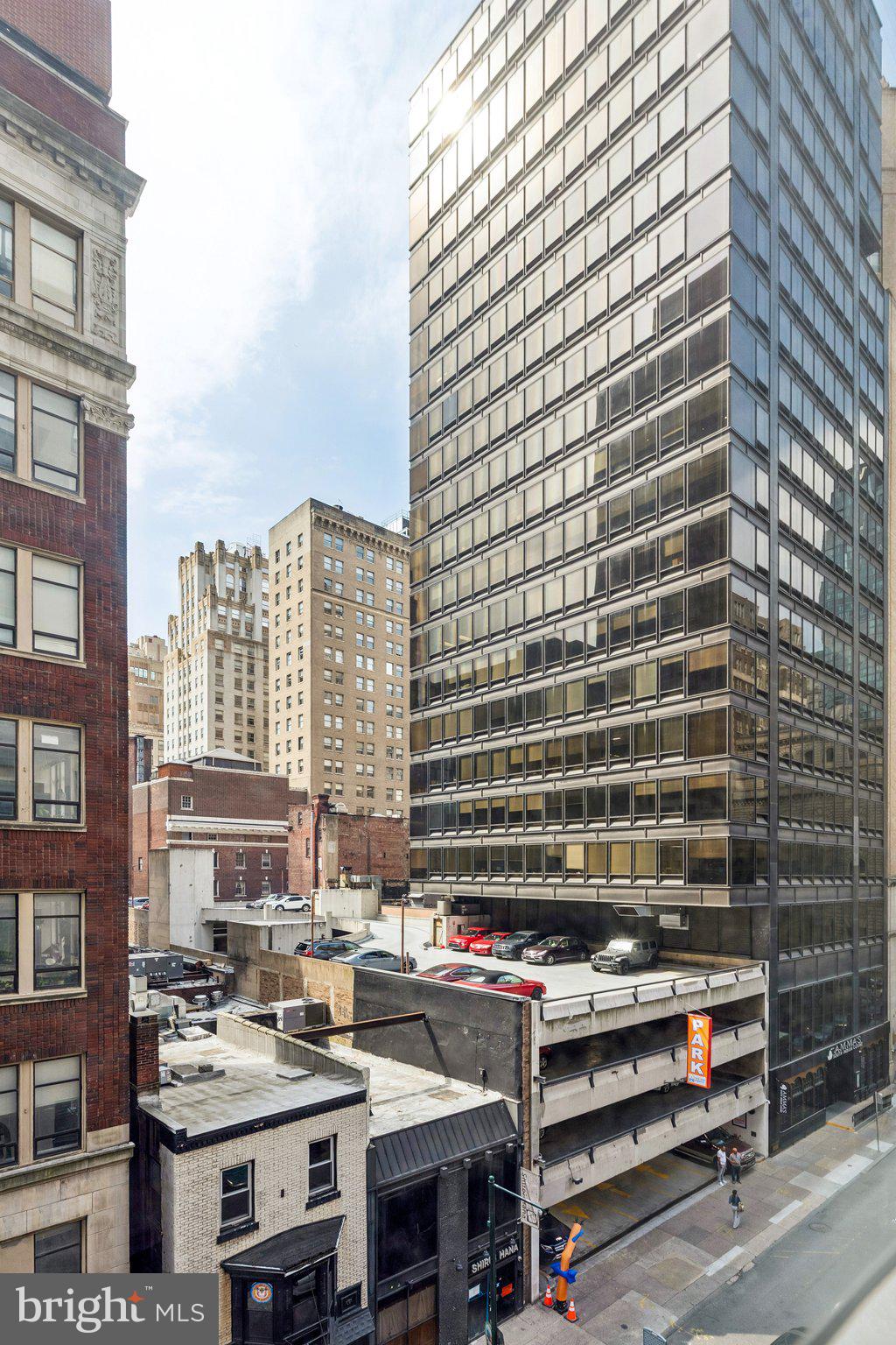1425 LOCUST STREET 4E