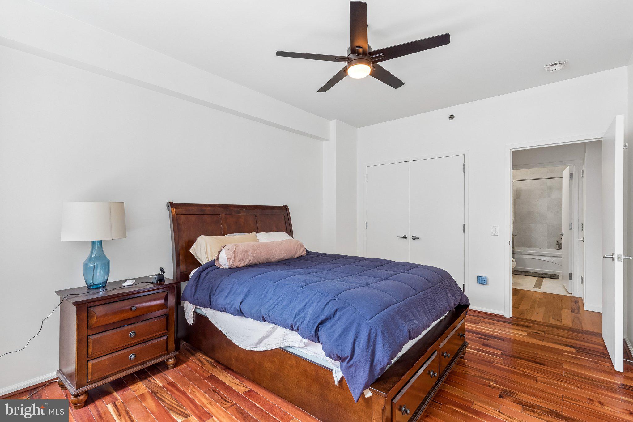 1425 LOCUST STREET 4E