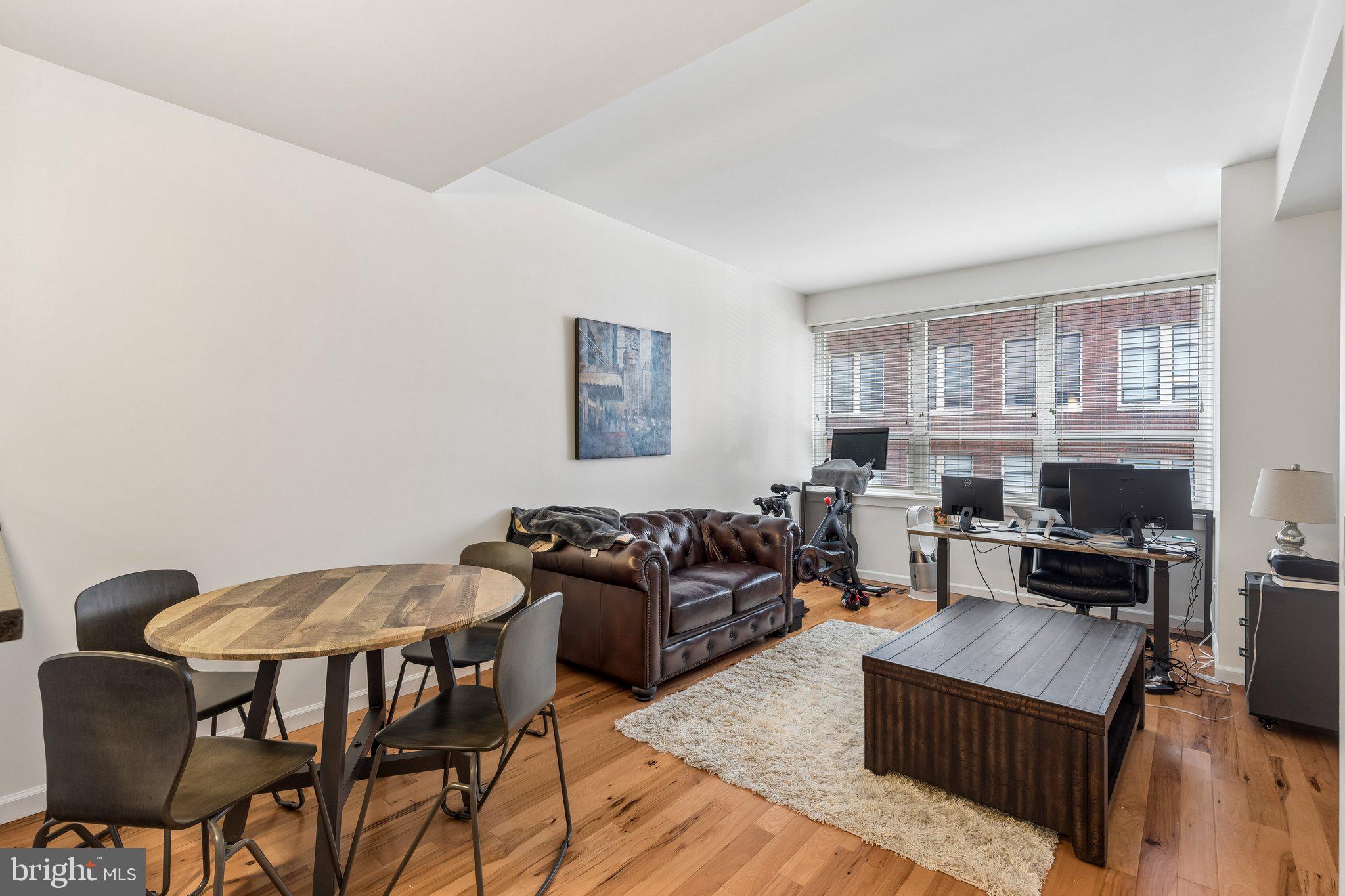 1425 LOCUST STREET 4E
