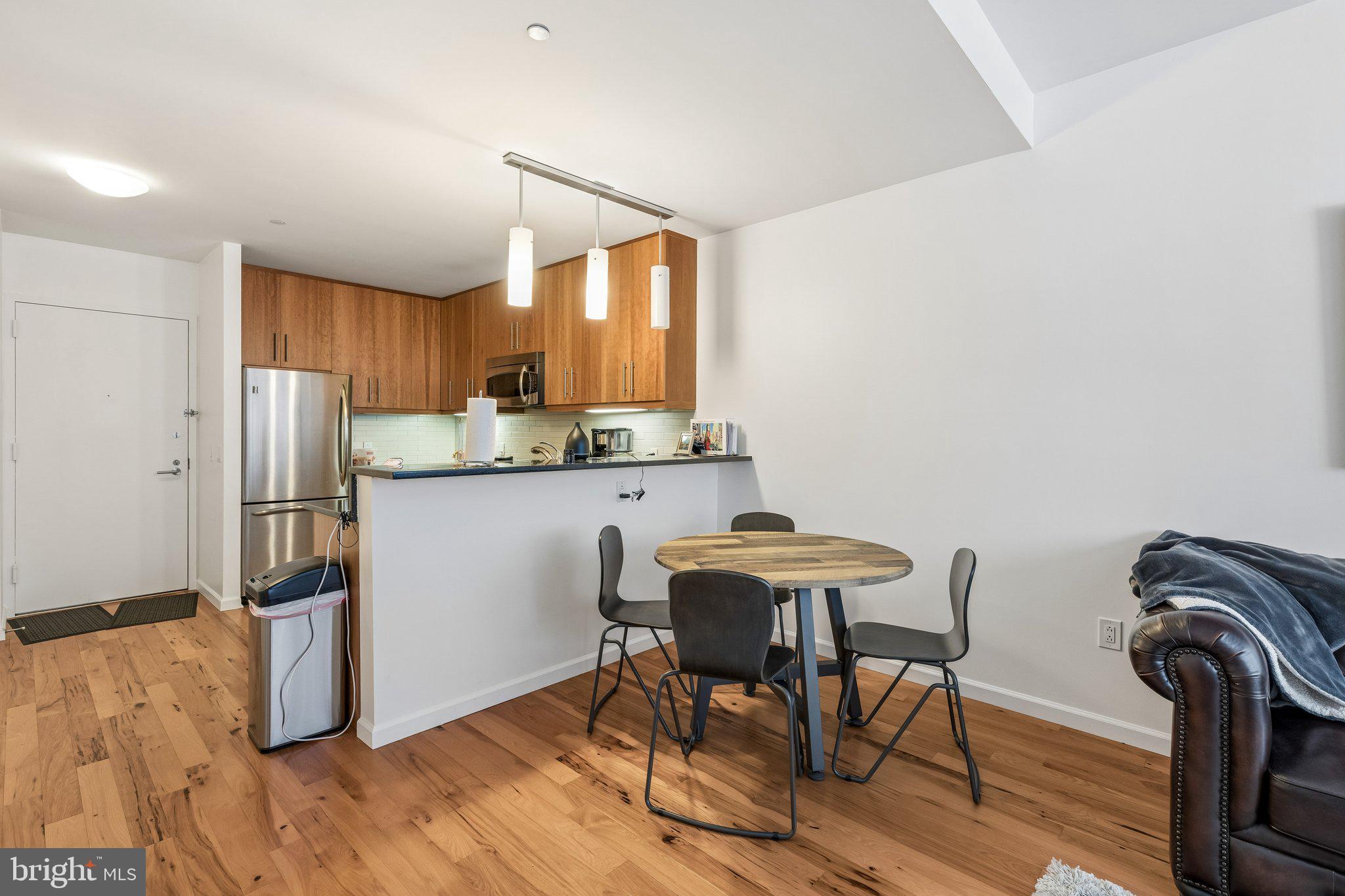 1425 LOCUST STREET 4E