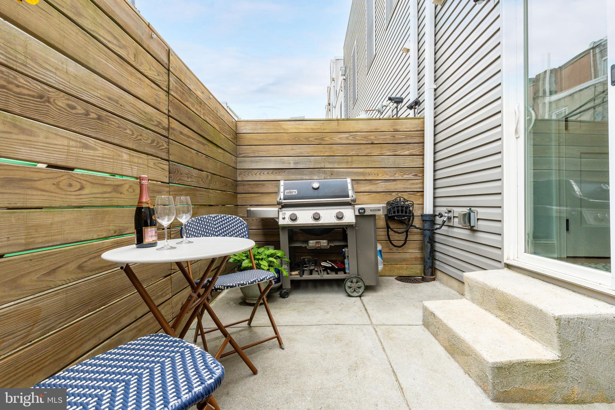 1915 KIMBALL STREET