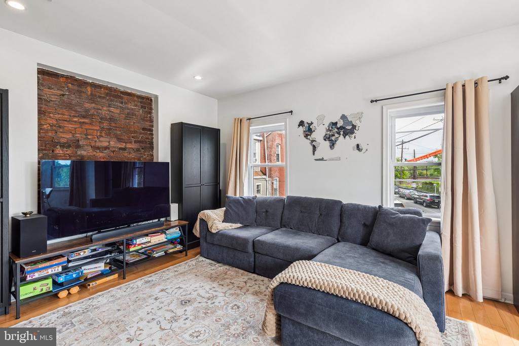 3101 HAVERFORD AVENUE 2
