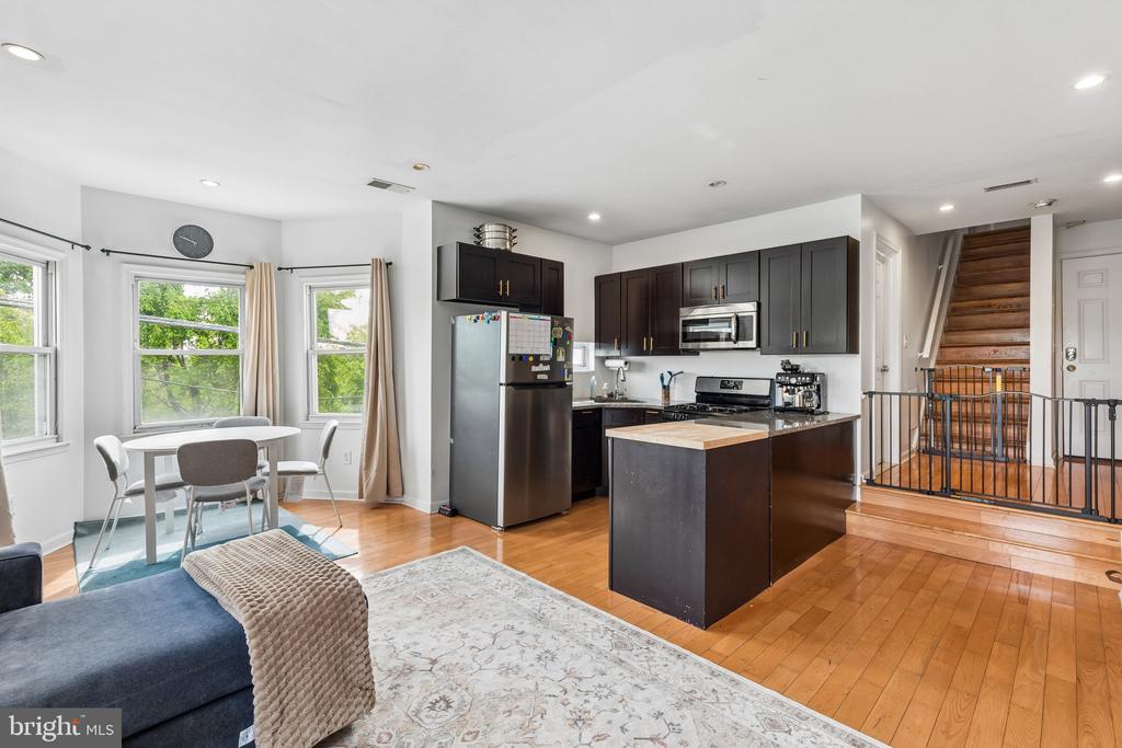 3101 HAVERFORD AVENUE 2