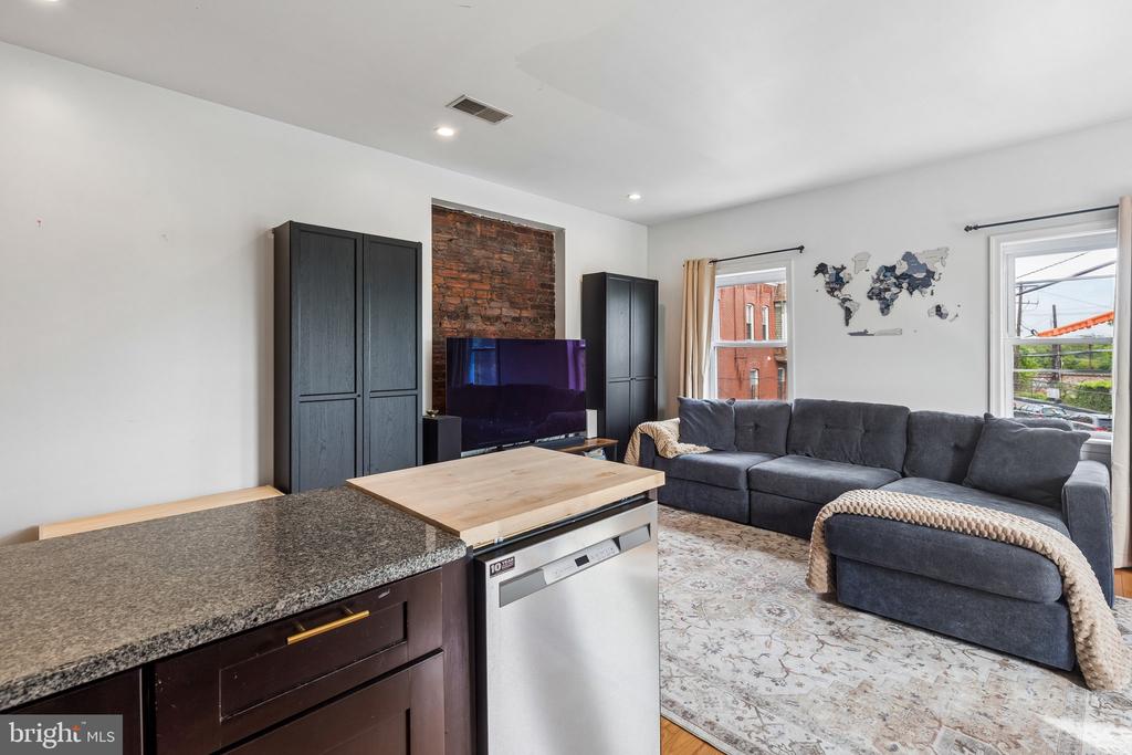 3101 HAVERFORD AVENUE 2