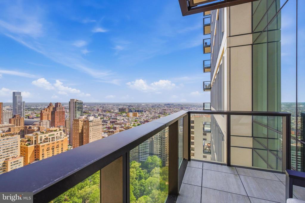 1911 WALNUT ST. STREET 3304