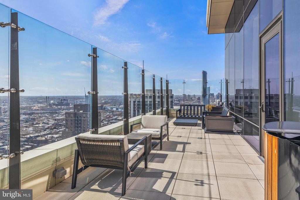 1911 WALNUT ST. STREET 3304
