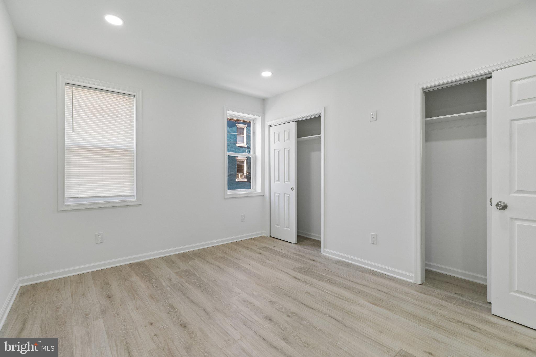 21 E SILVER STREET