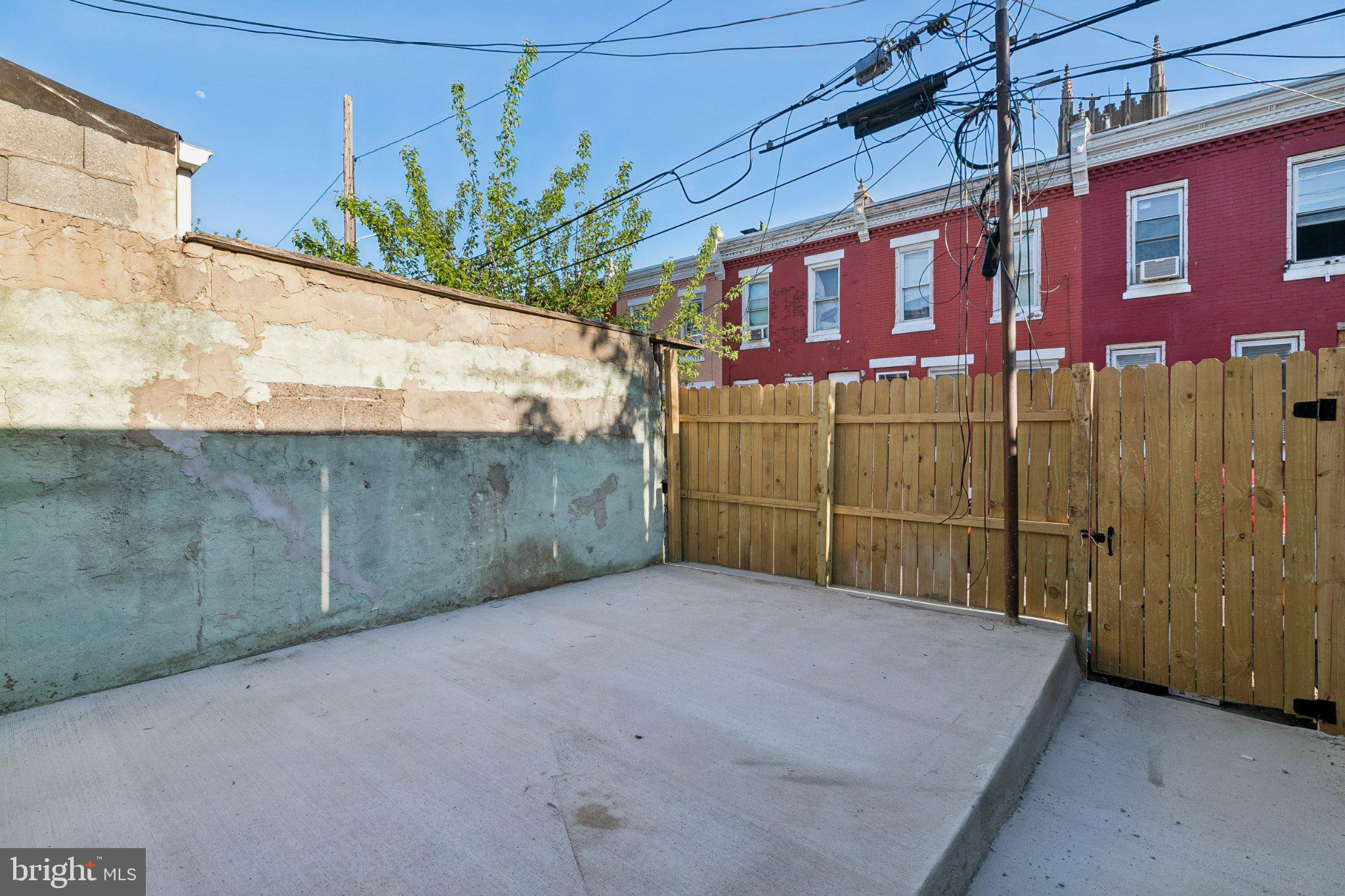 21 E SILVER STREET