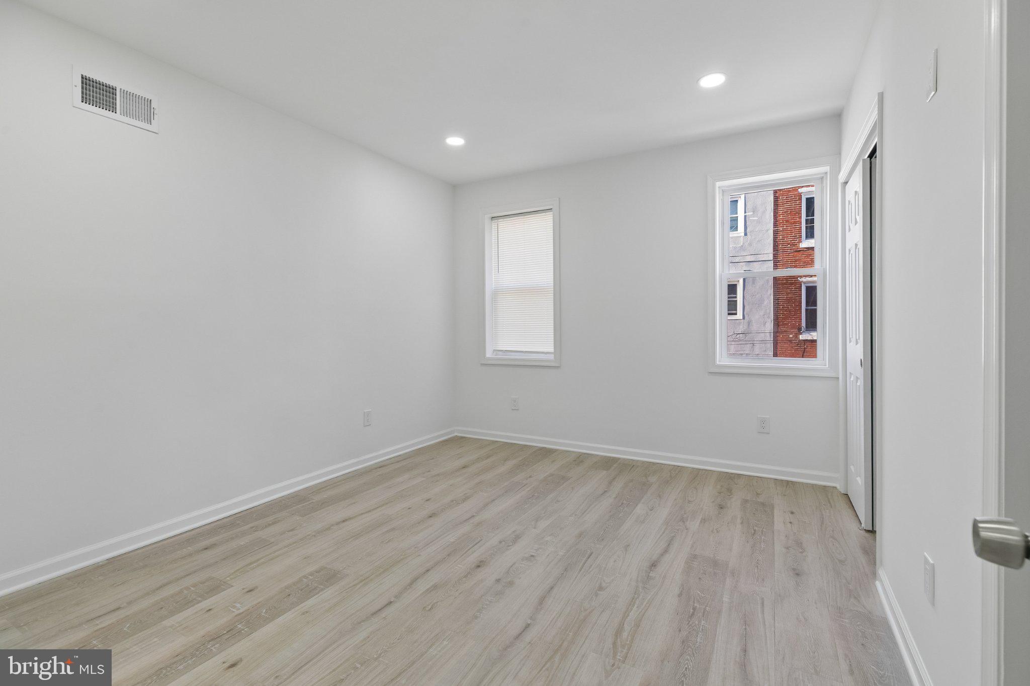 21 E SILVER STREET