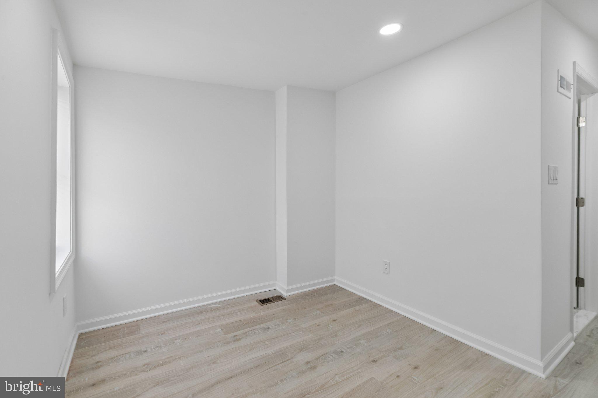 21 E SILVER STREET