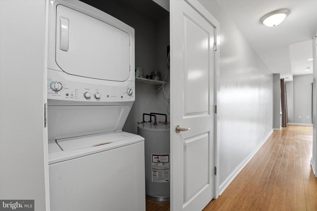 1608 RIDGE AVENUE 403