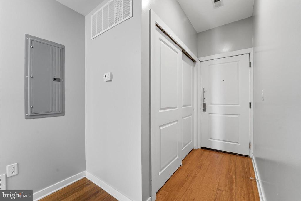1608 RIDGE AVENUE 403