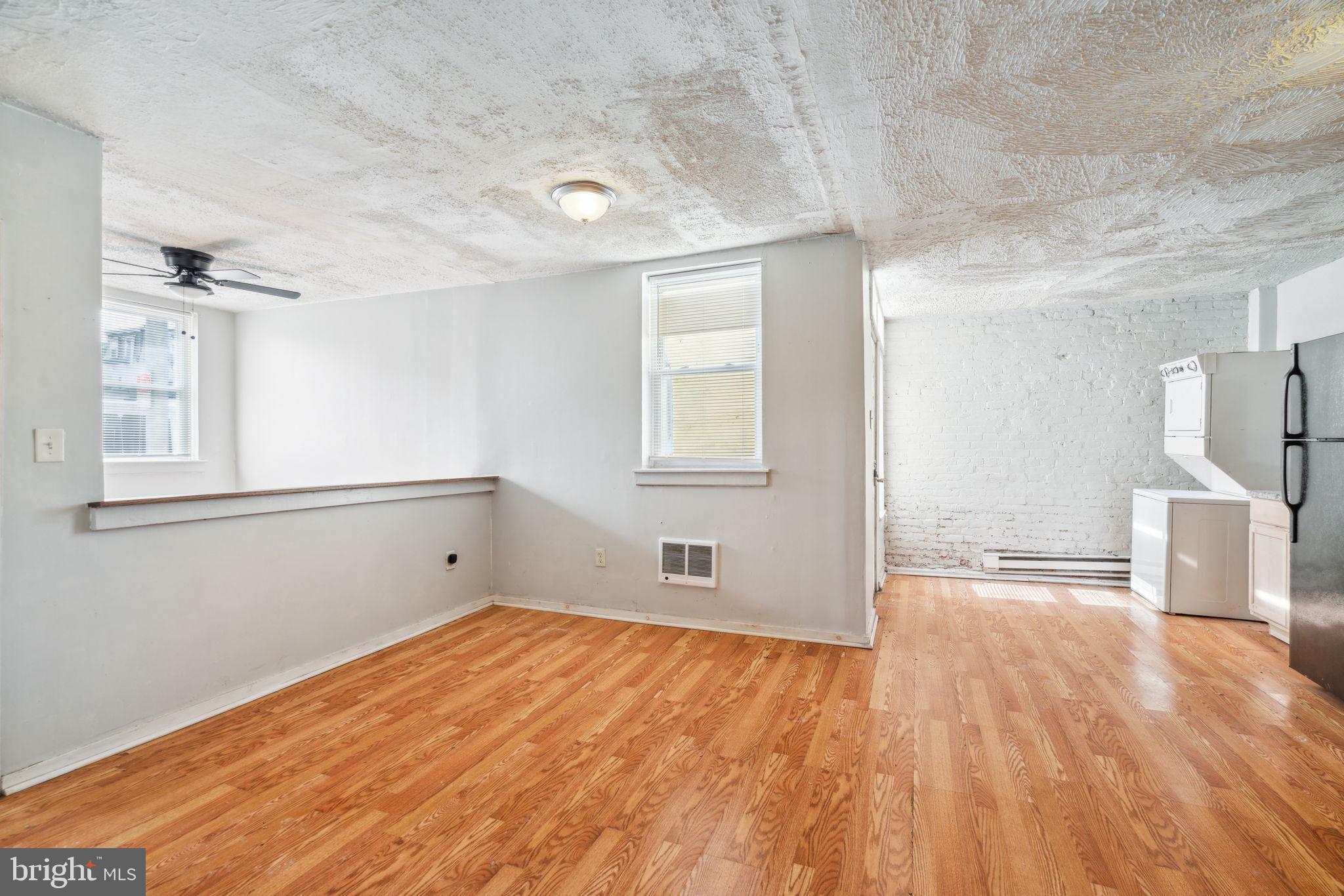 101 E PLEASANT STREET