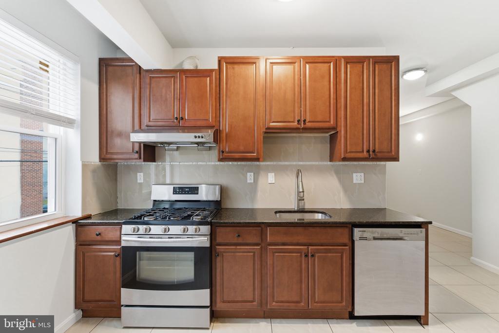 1926 S 7TH STREET 2