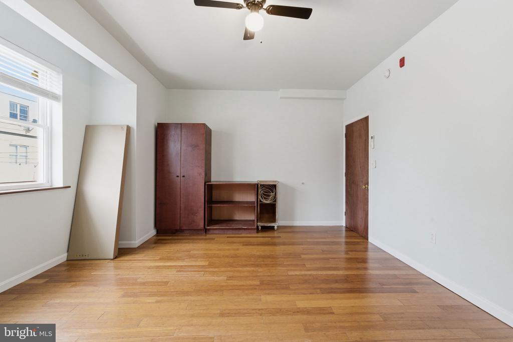 1926 S 7TH STREET 2