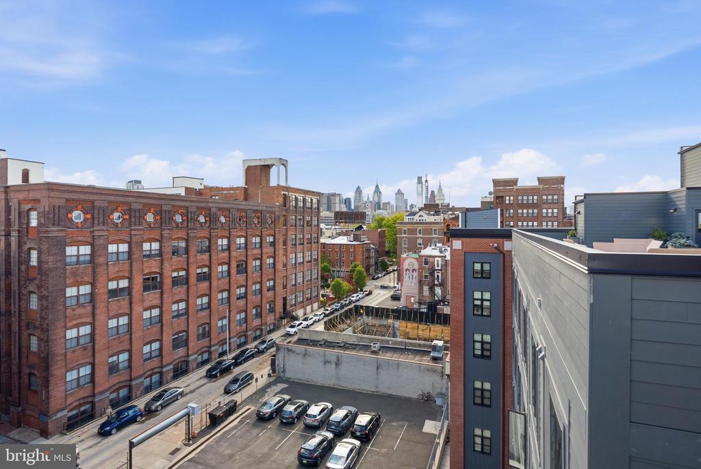 208 VINE STREET 2E