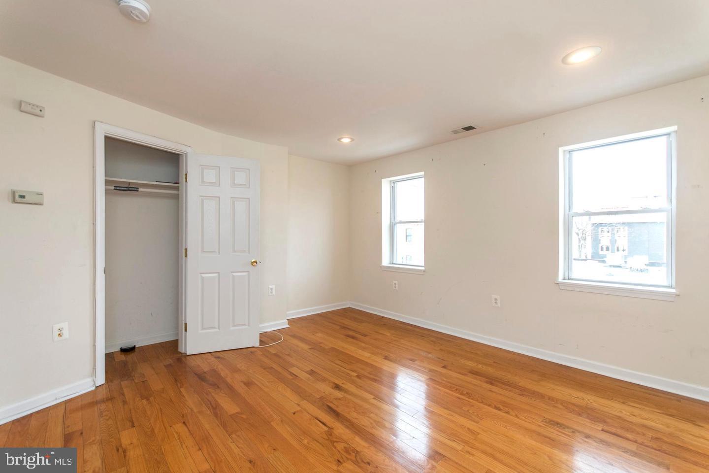 2606 W GIRARD AVENUE 3