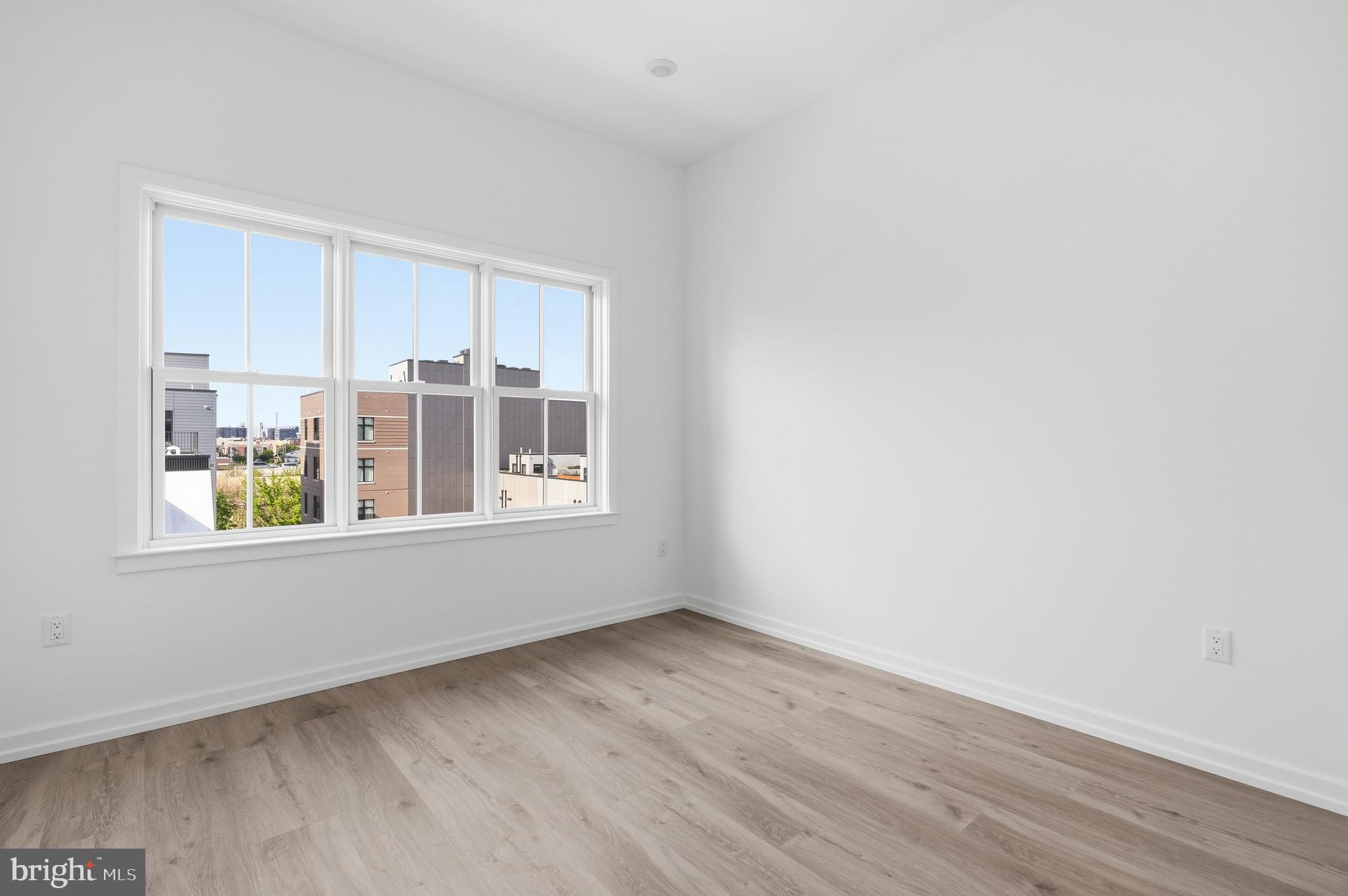 209 NEW STREET 6A