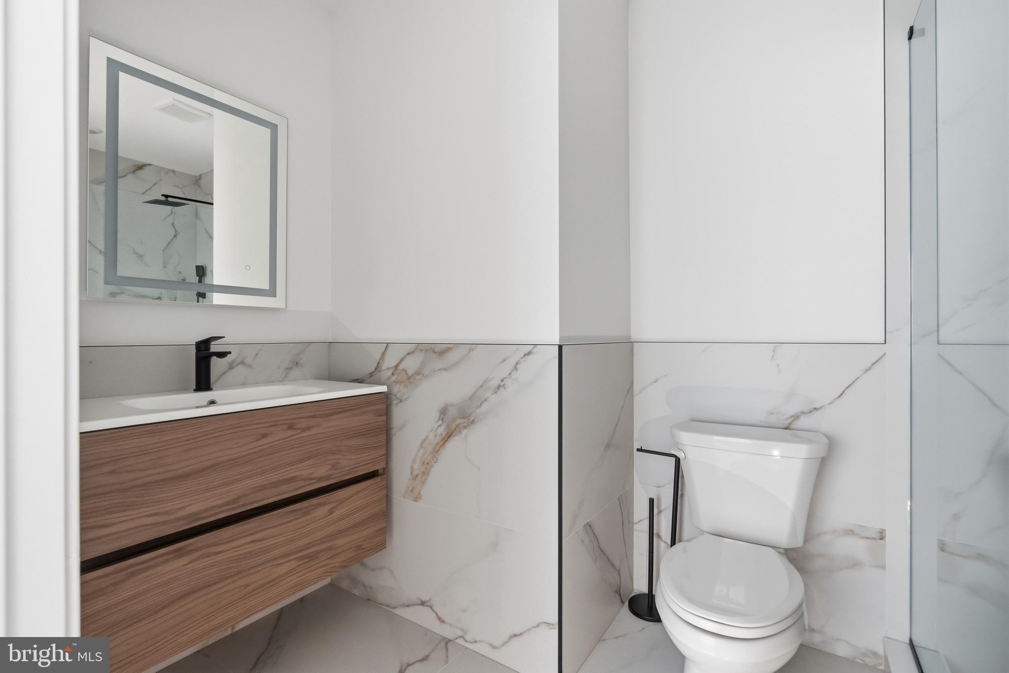 209 NEW STREET 6A