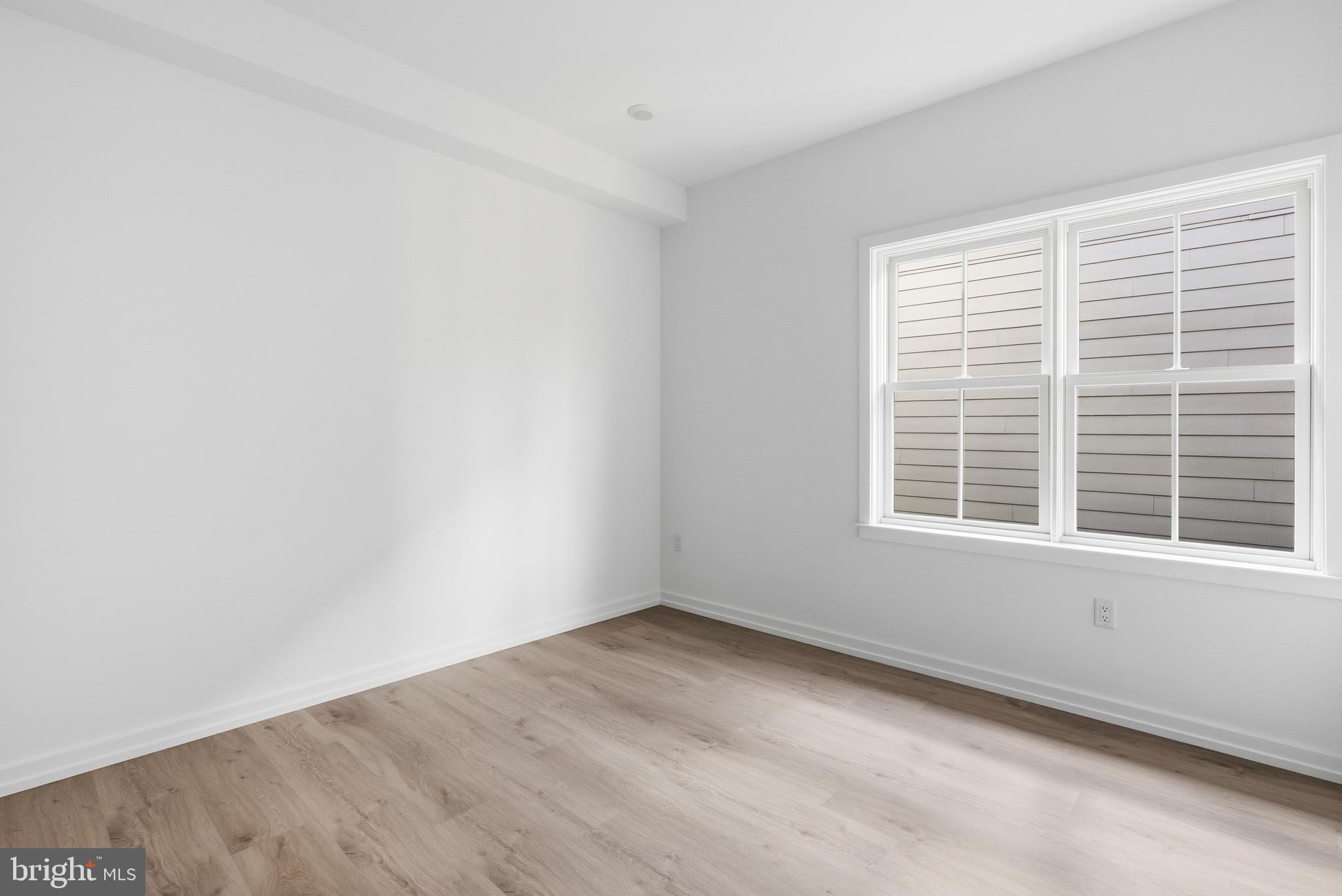 209 NEW STREET 6A