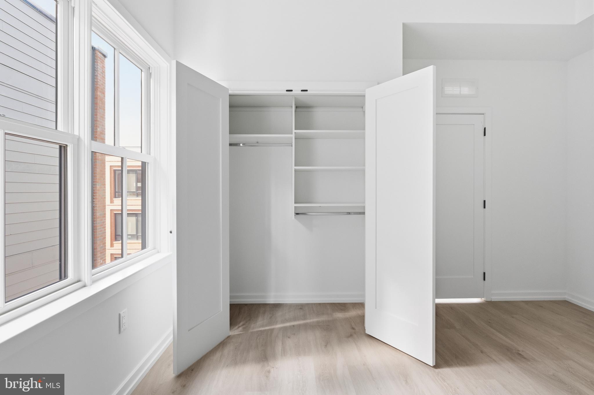 209 NEW STREET 6A