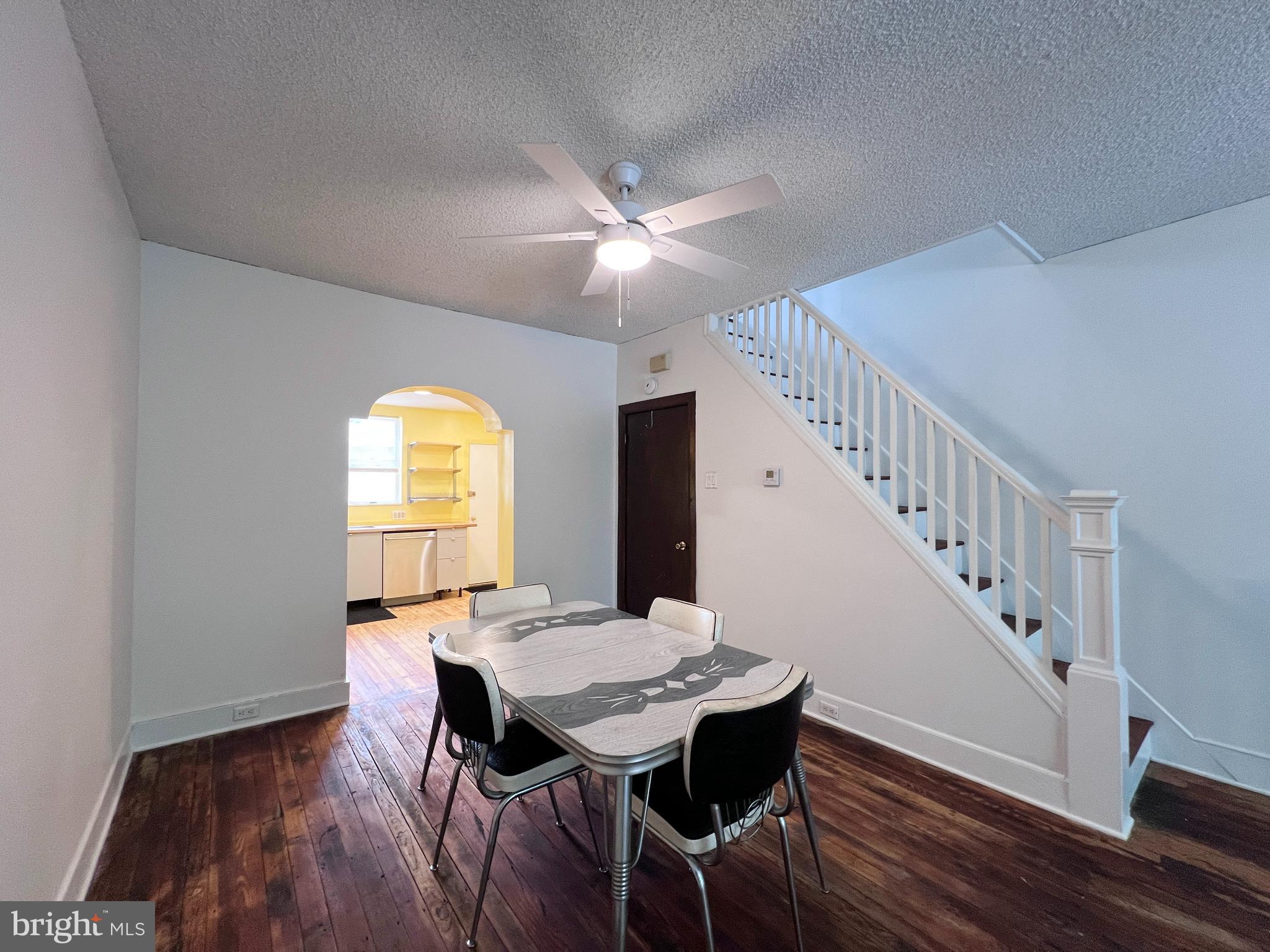1211 DALY STREET