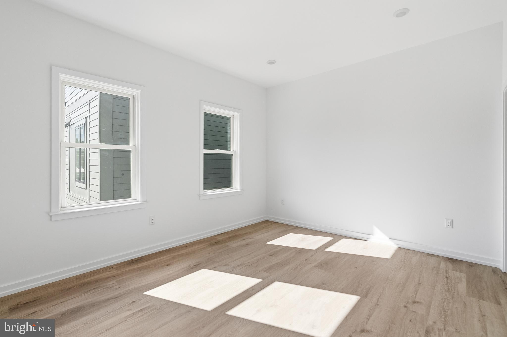 209 NEW STREET 6C