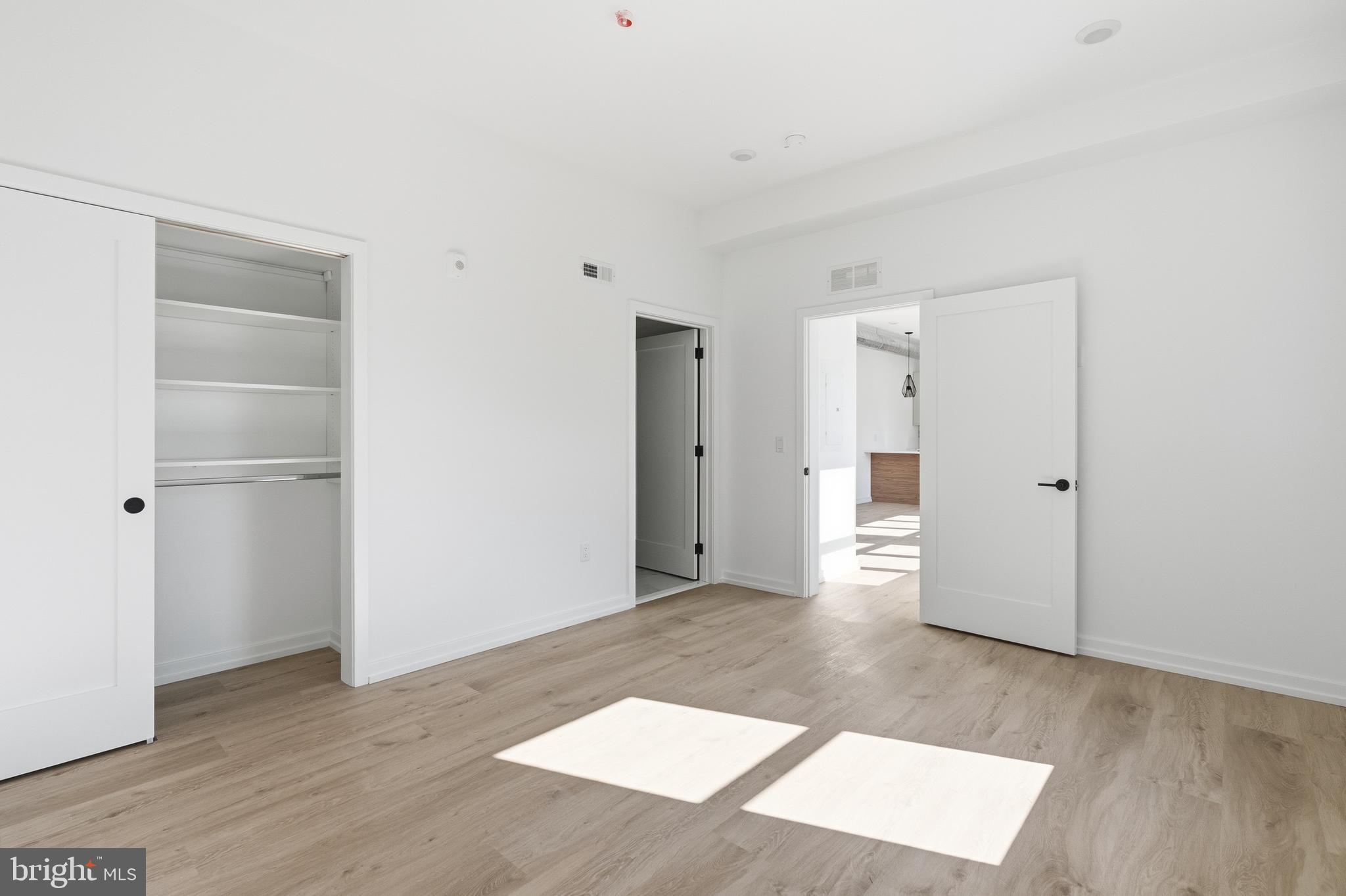 209 NEW STREET 6C