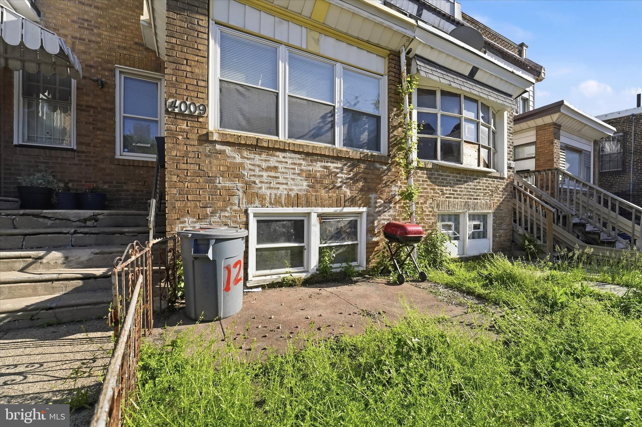4009 BROWN STREET