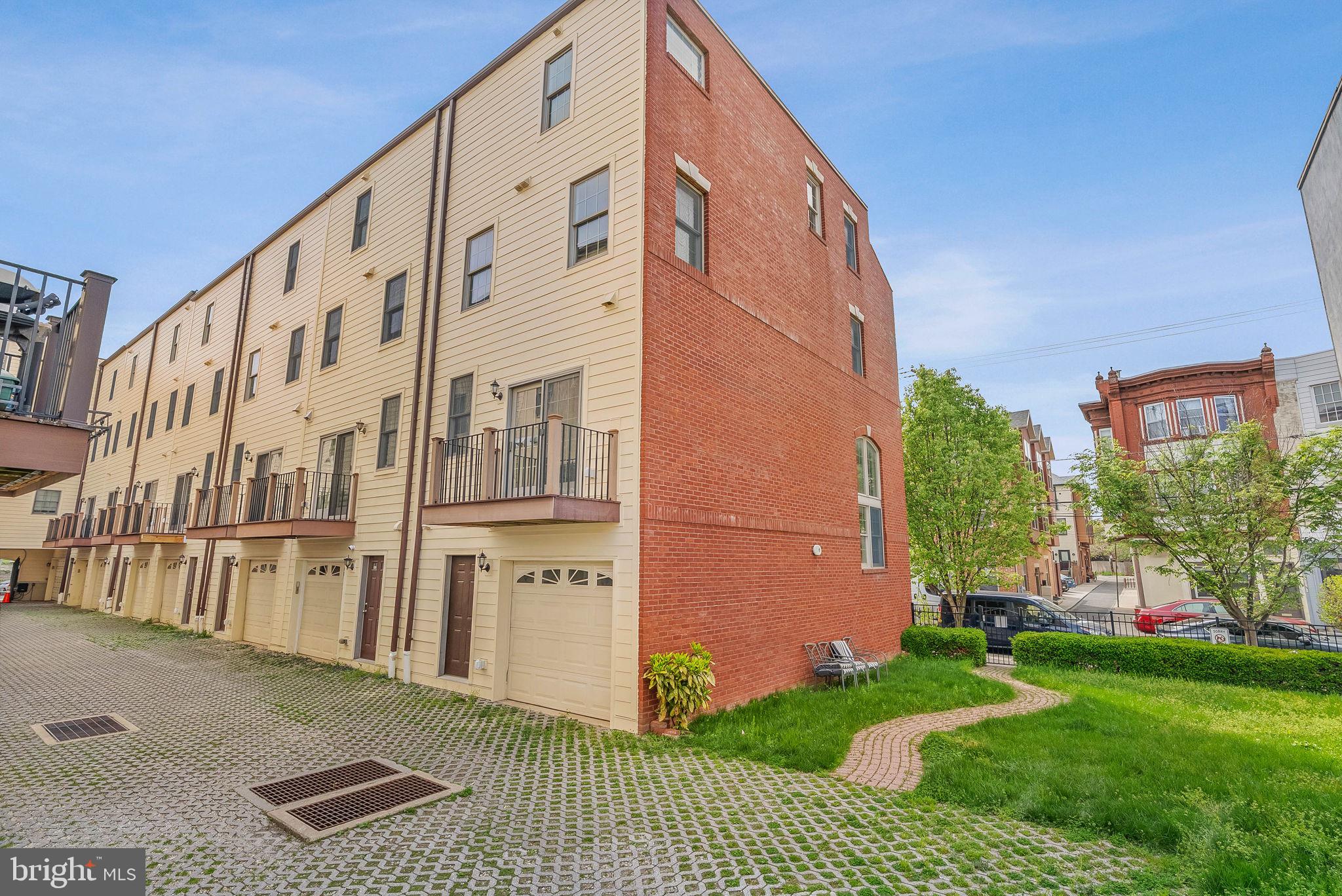 1015 N 3RD STREET