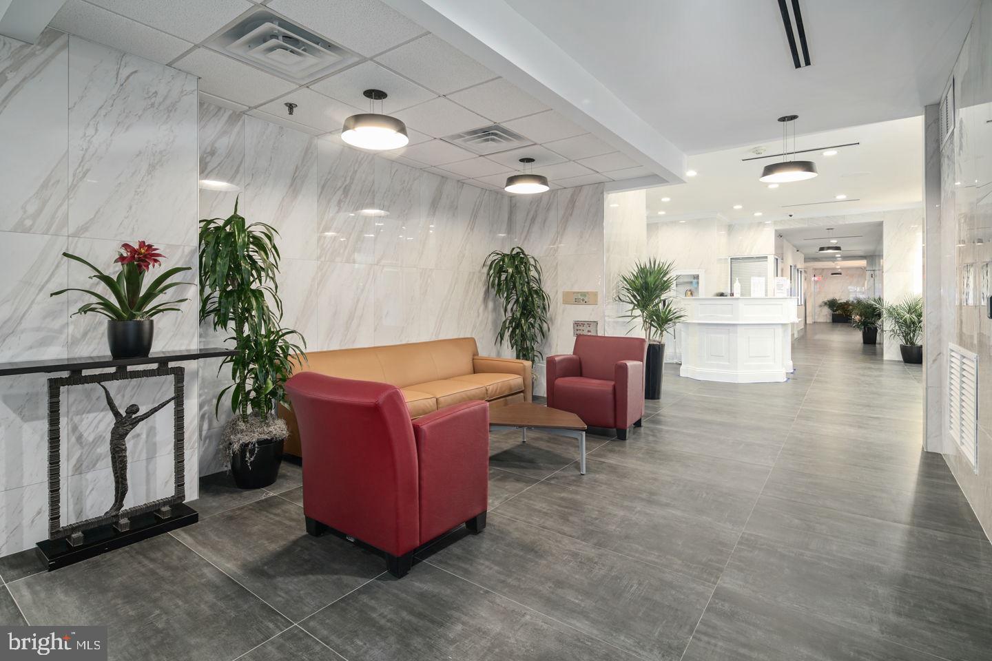 2101 CHESTNUT STREET 1019