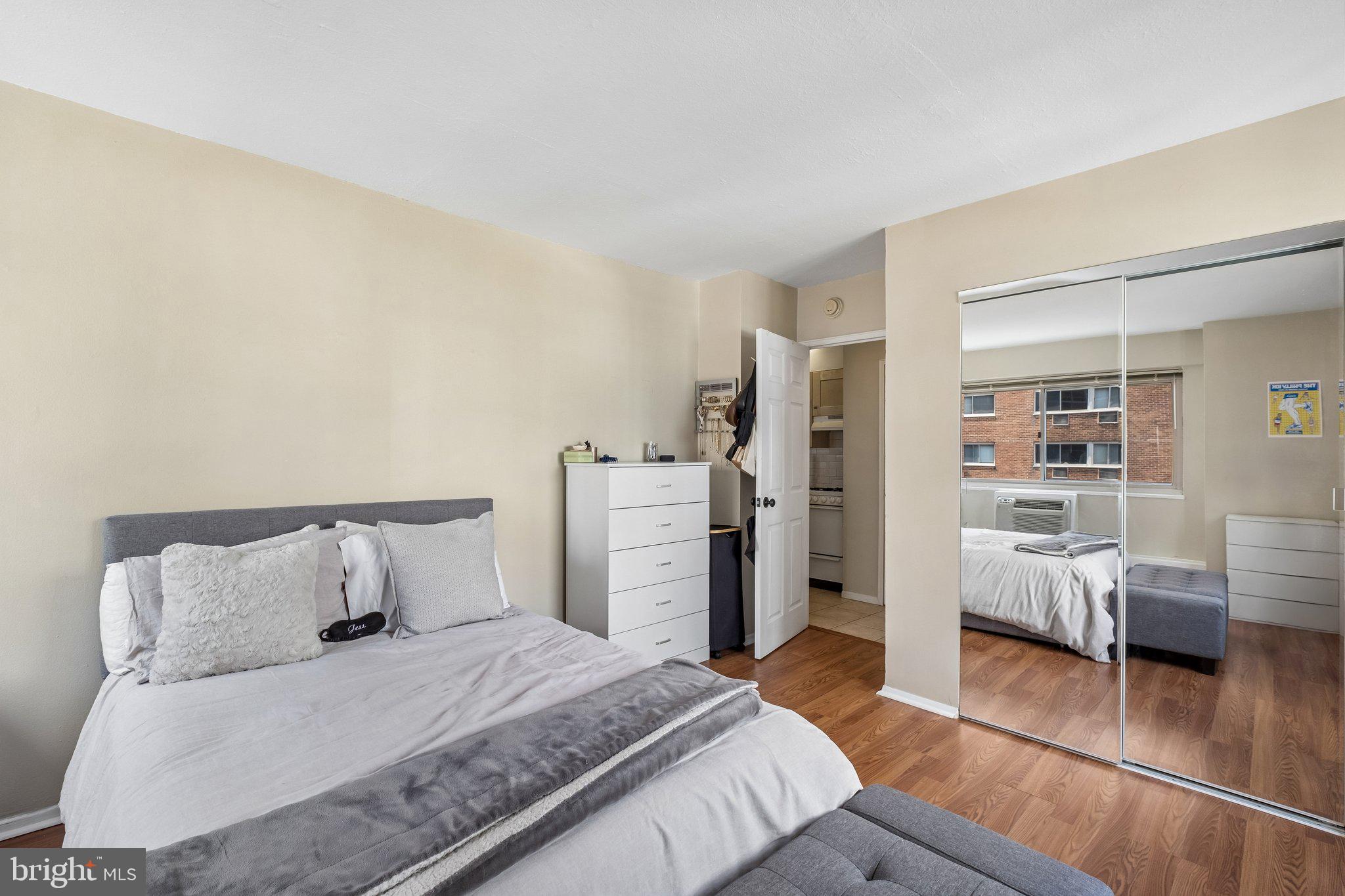 2101 CHESTNUT STREET 1019
