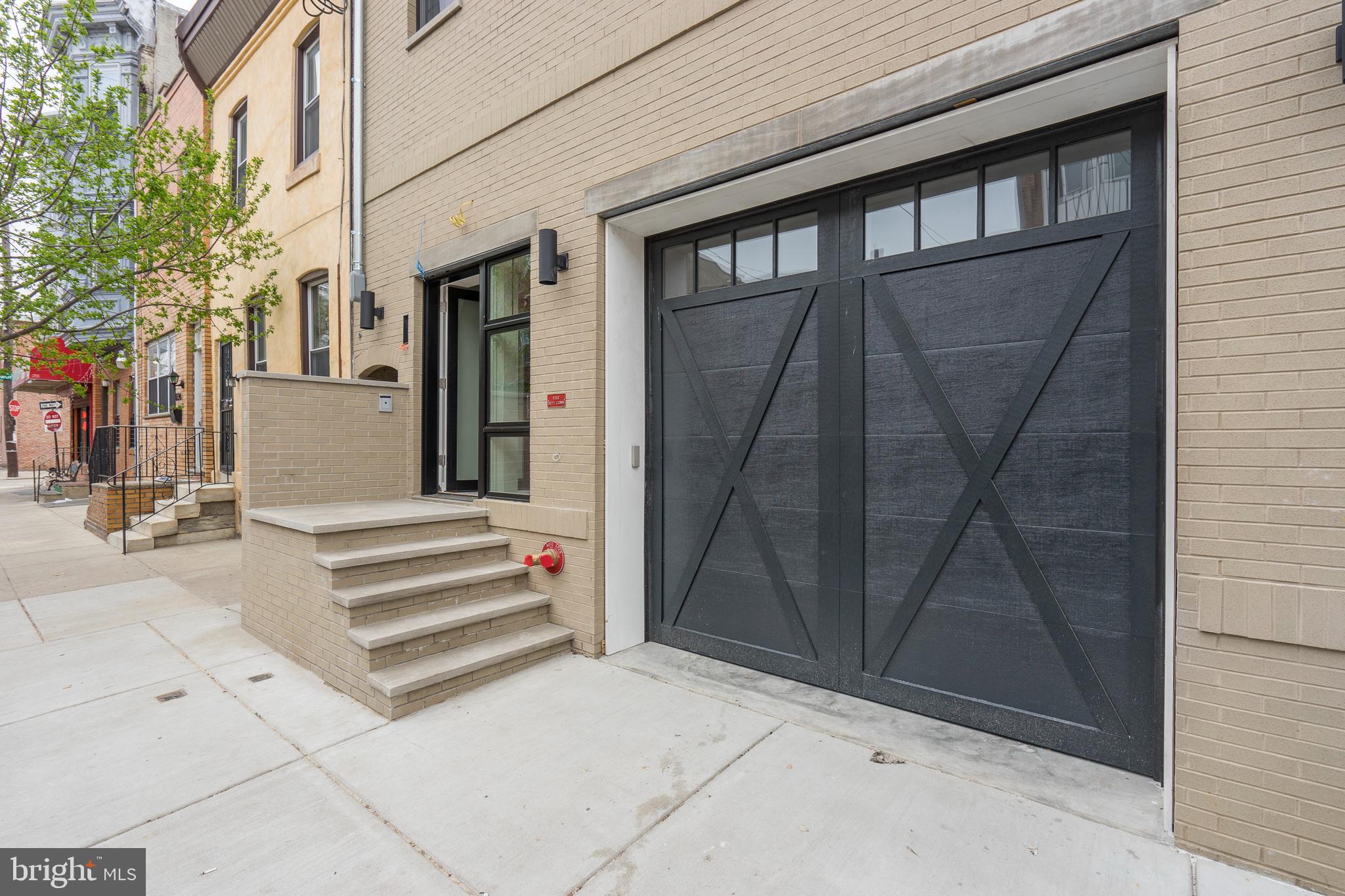1128 S 13TH STREET 2R
