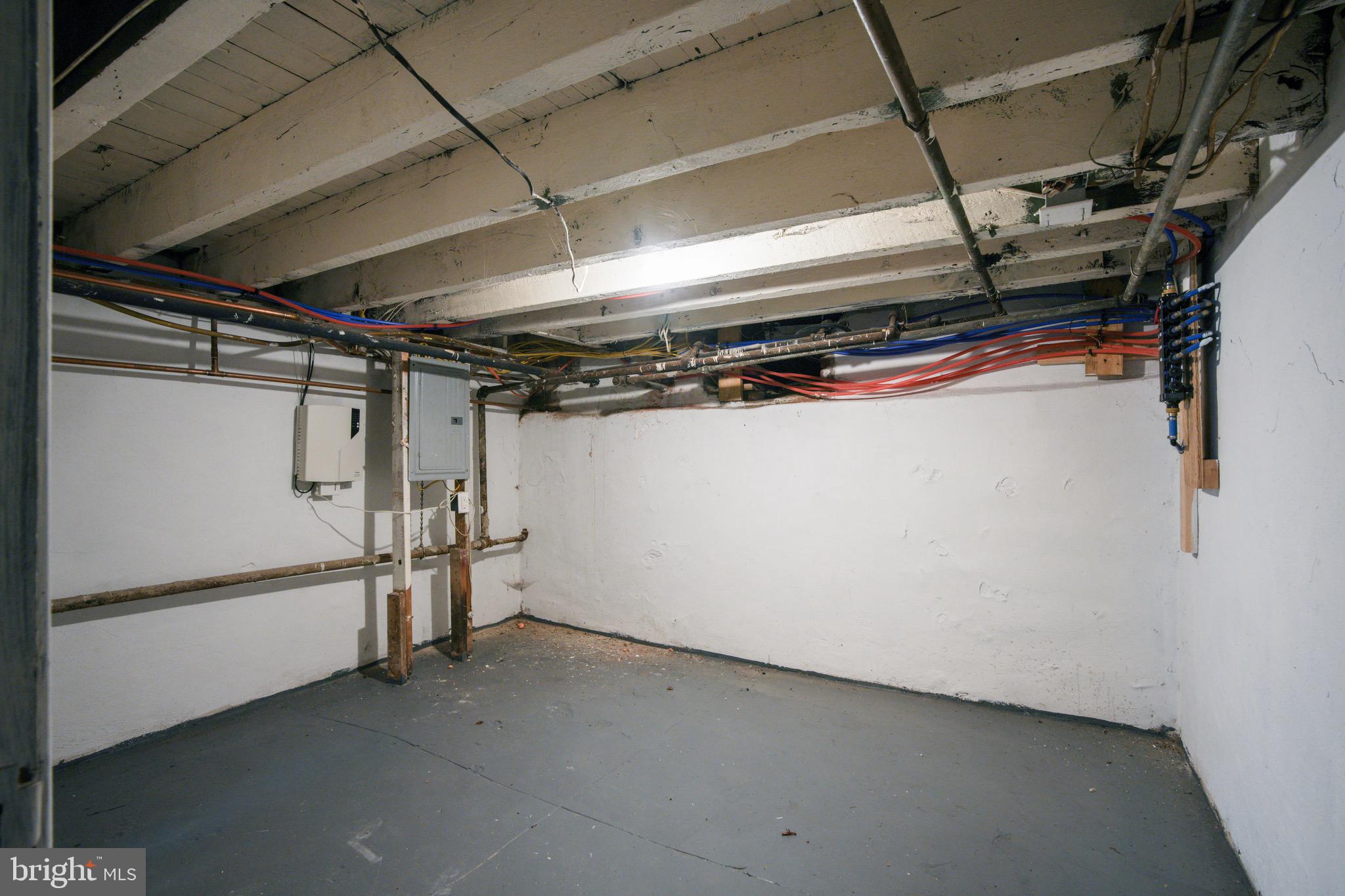 145 W WILT STREET