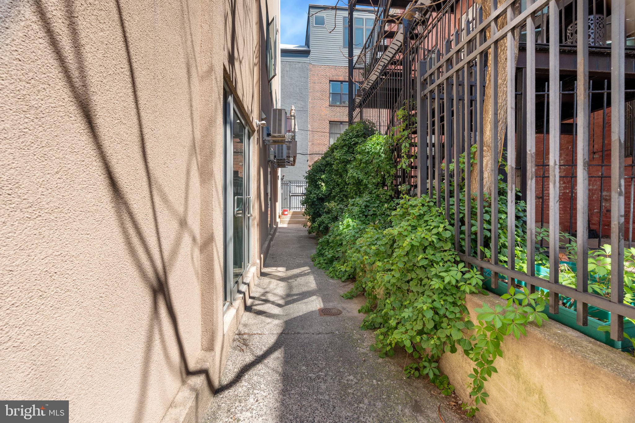 920 SOUTH STREET 6
