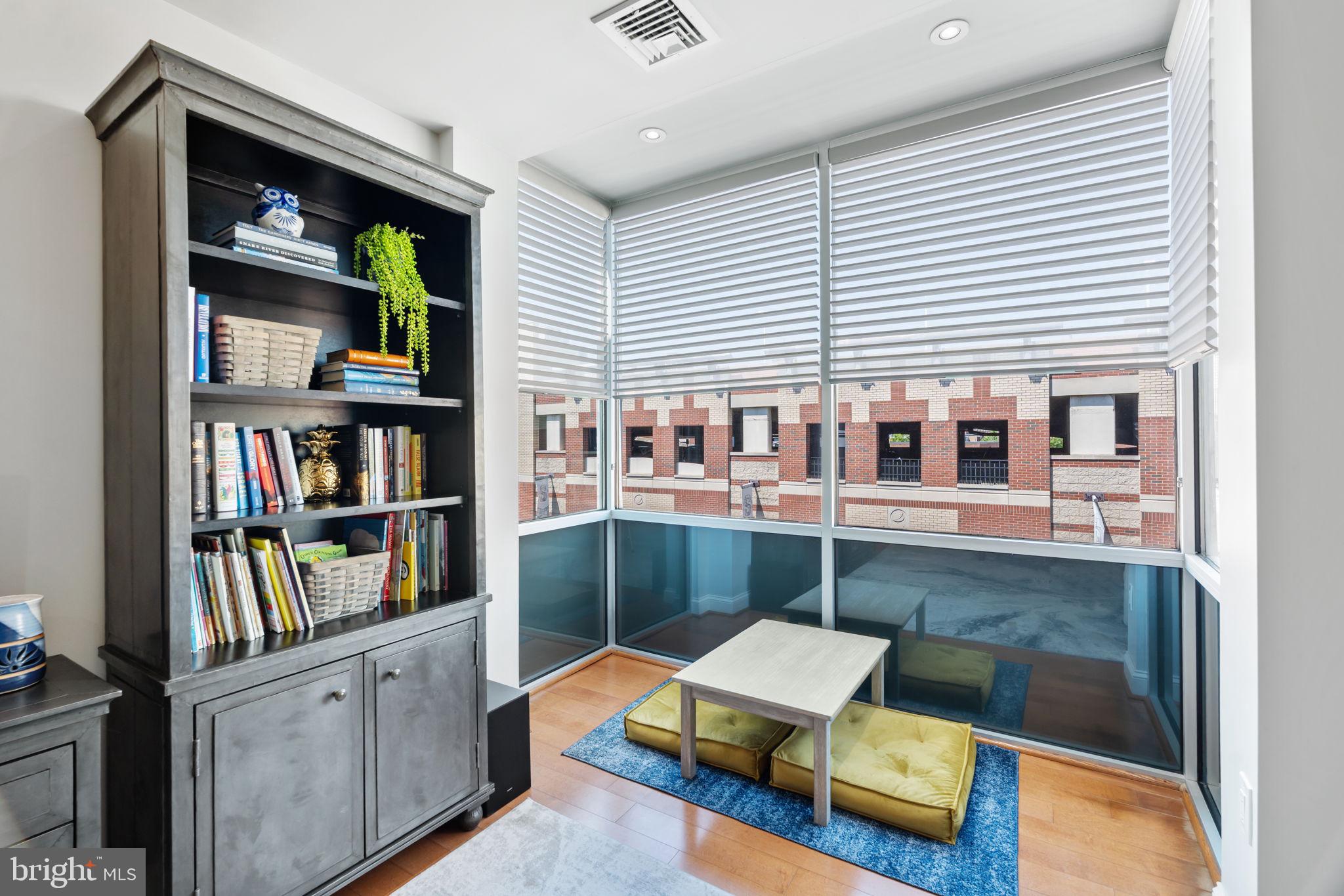 920 SOUTH STREET 6