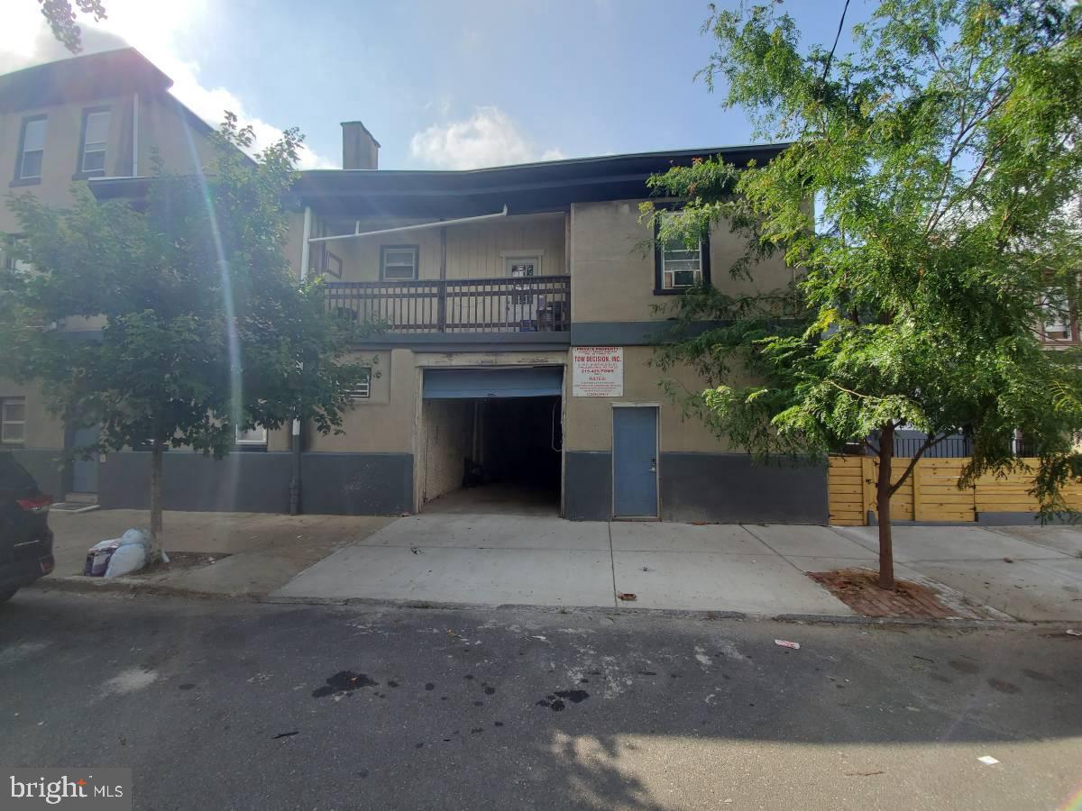 2400 E DAUPHIN STREET